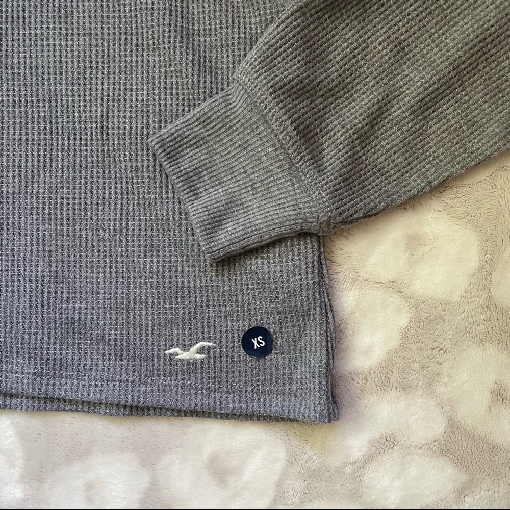 NWOT Hollister Gray Waffle Boyfriend Tee Long Sleeve Size XS - Picture 5 of 8